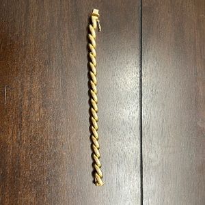 17 link bracelet 14k